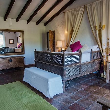アラウリン・デ・ラ・トレ Rancho Del Ingles Bed & Breakfast エクステリア 写真