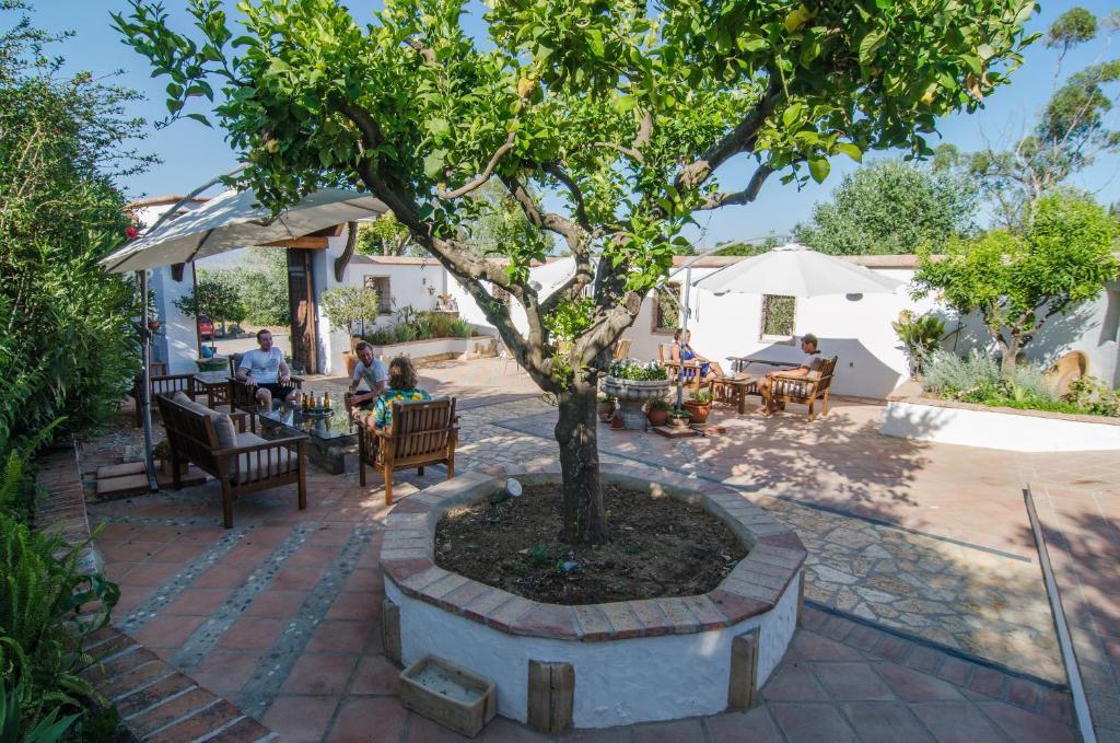 アラウリン・デ・ラ・トレ Rancho Del Ingles Bed & Breakfast エクステリア 写真